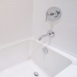 Bathtub & Shower Faucets