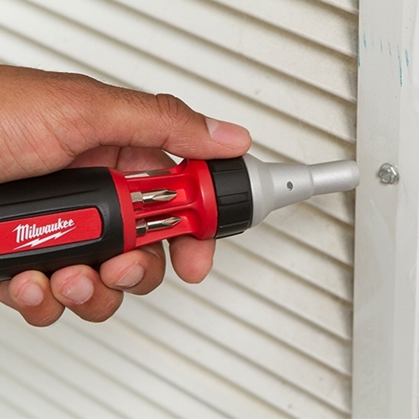 Milwaukee 48-22-2302 Multi-Bit Ratcheting Driver, Square Drive, 9 in OAL, Rubber Handle, Screwdriver Handle
