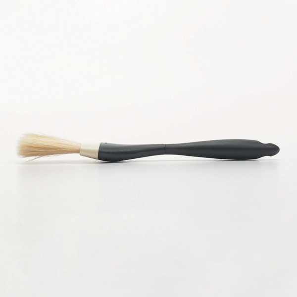 Good Grips 73881 Oval Pastry Brush, 9 in OAL, Natural Boar Trim, 1-1/2 in Trim, Soft-Grip Handle - 1