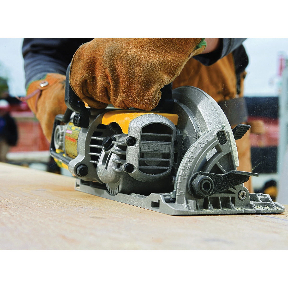 DEWALT DWS535 Circular Saw, 15 A, 7-1/4 in Dia Blade, 5/8 in Arbor, 1-7/8 in at 45 deg, 2-7/16 in at 90 deg D Cutting