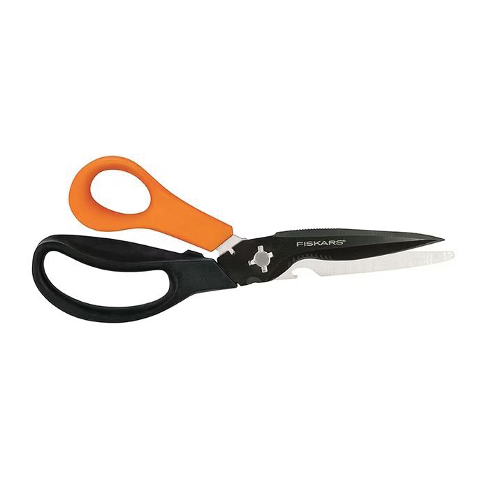 Fiskars 356922-1008 Garden Scissor, Titanium Blade, 9 in OAL