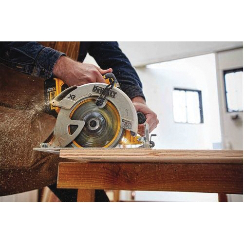DEWALT DCS570B Circular Saw, Tool Only, 20 V, 5 Ah, 7-1/4 in Dia Blade, 57 deg Bevel, 2-9/16 in D Cutting