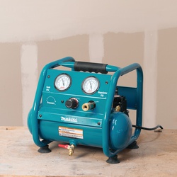 Makita AC001 Portable Electric Air Compressor, Tool Only, 1 gal Tank, 1/6 hp, 125 psi Pressure, 0.58 cfm Air - 3