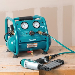 Makita AC001 Portable Electric Air Compressor, Tool Only, 1 gal Tank, 1/6 hp, 125 psi Pressure, 0.58 cfm Air - 4