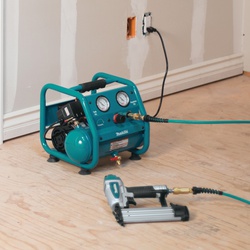 Makita AC001 Portable Electric Air Compressor, Tool Only, 1 gal Tank, 1/6 hp, 125 psi Pressure, 0.58 cfm Air - 5