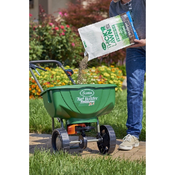 Scotts 30156A Thick'R Lawn Sun and Shade, 12 lb Bag - 3