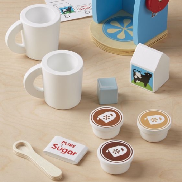 Melissa & Doug 9842 Brew and Serve Coffee Set, 3 to 6 years, Wood