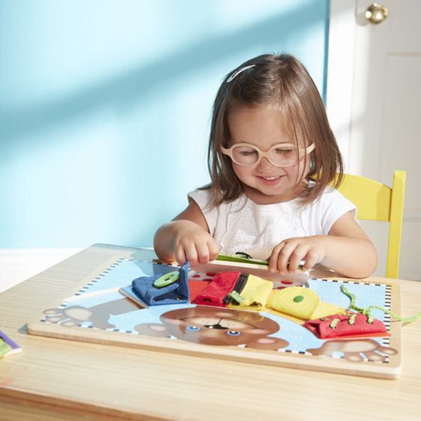 Melissa & Doug 3784 Basic Skills Puzzle Board, 3 to 5 years, Wood