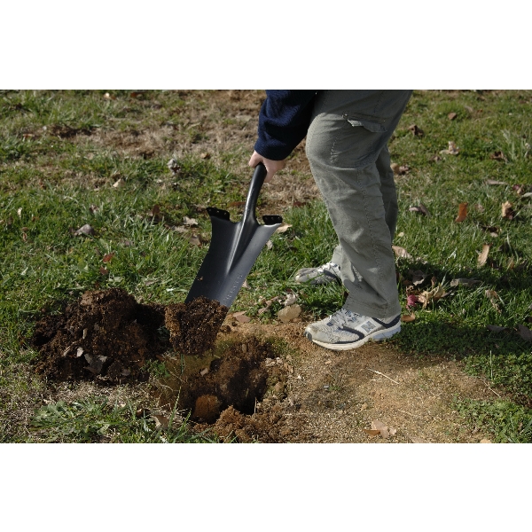 True Temper 2540700 Drain Spade, 4-3/4 in W Blade, Steel Blade, Hardwood Handle, D-Grip Handle, 24 in L Handle