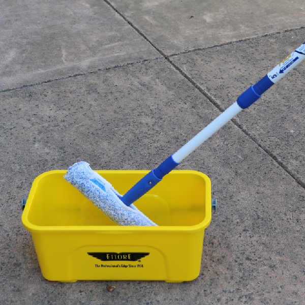 Ettore 50010 Mighty Window Washer, 10 in W Head, Microfiber Head, 6-1/2 in L, Blue