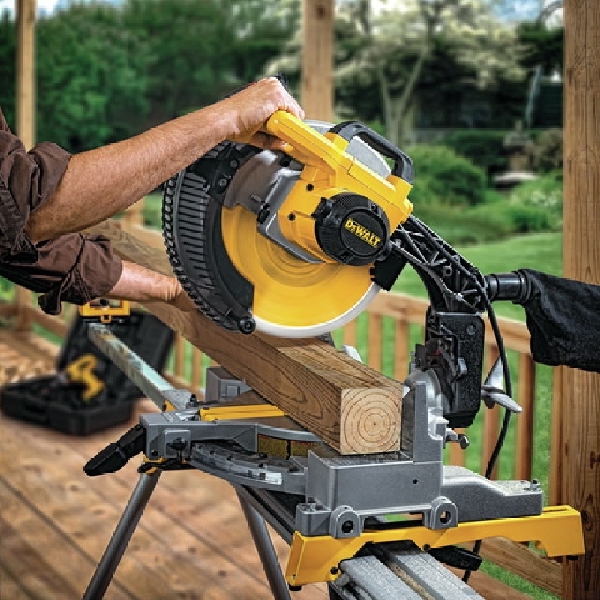 DEWALT DW3126 Circular Saw Blade, 12 in Dia, 1 in Arbor, 60-Teeth, Applicable Materials: Wood