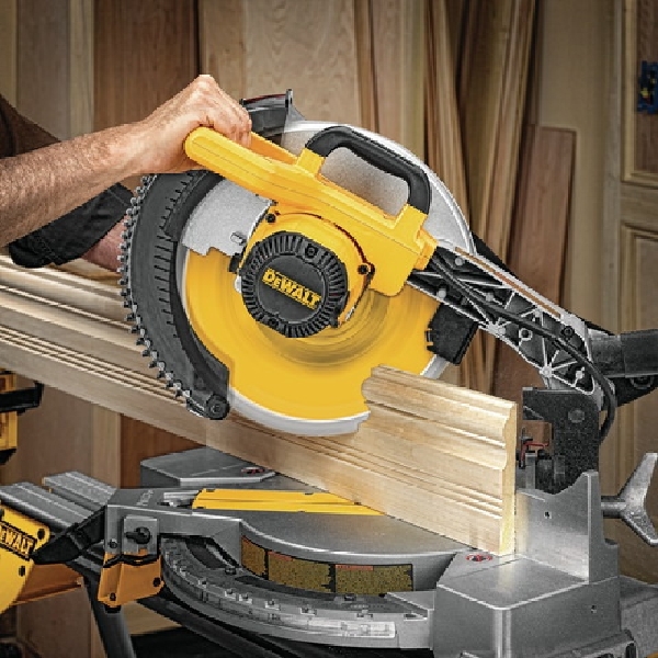 DEWALT DW3126 Circular Saw Blade, 12 in Dia, 1 in Arbor, 60-Teeth, Applicable Materials: Wood