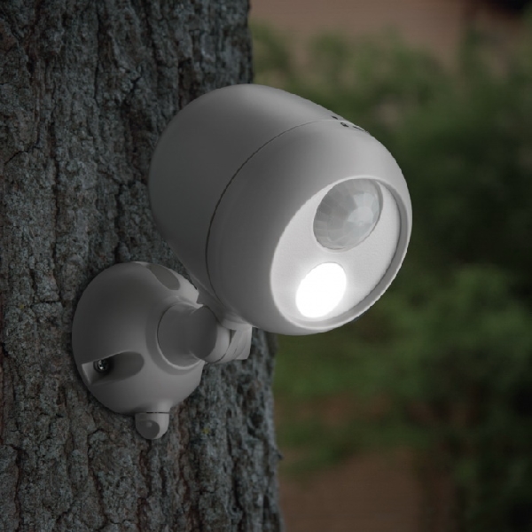 Mr Beams MB330-WHT-01-04 Mini Spot Light, White Fixture, Cool White Light, 4.33 in L x 3.43 in W x 6.5 in H Dimensions