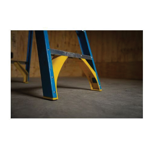 WERNER 6000 Series 6004, 4 ft Step Ladder, 250 lb, Type IAA Duty Rating, 6 in D Step, Blue - 4