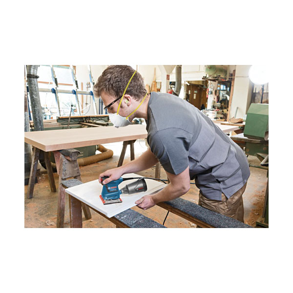 Corded 1/4 Sheet Finish Palm Sander, Bosch, 2 A - 4