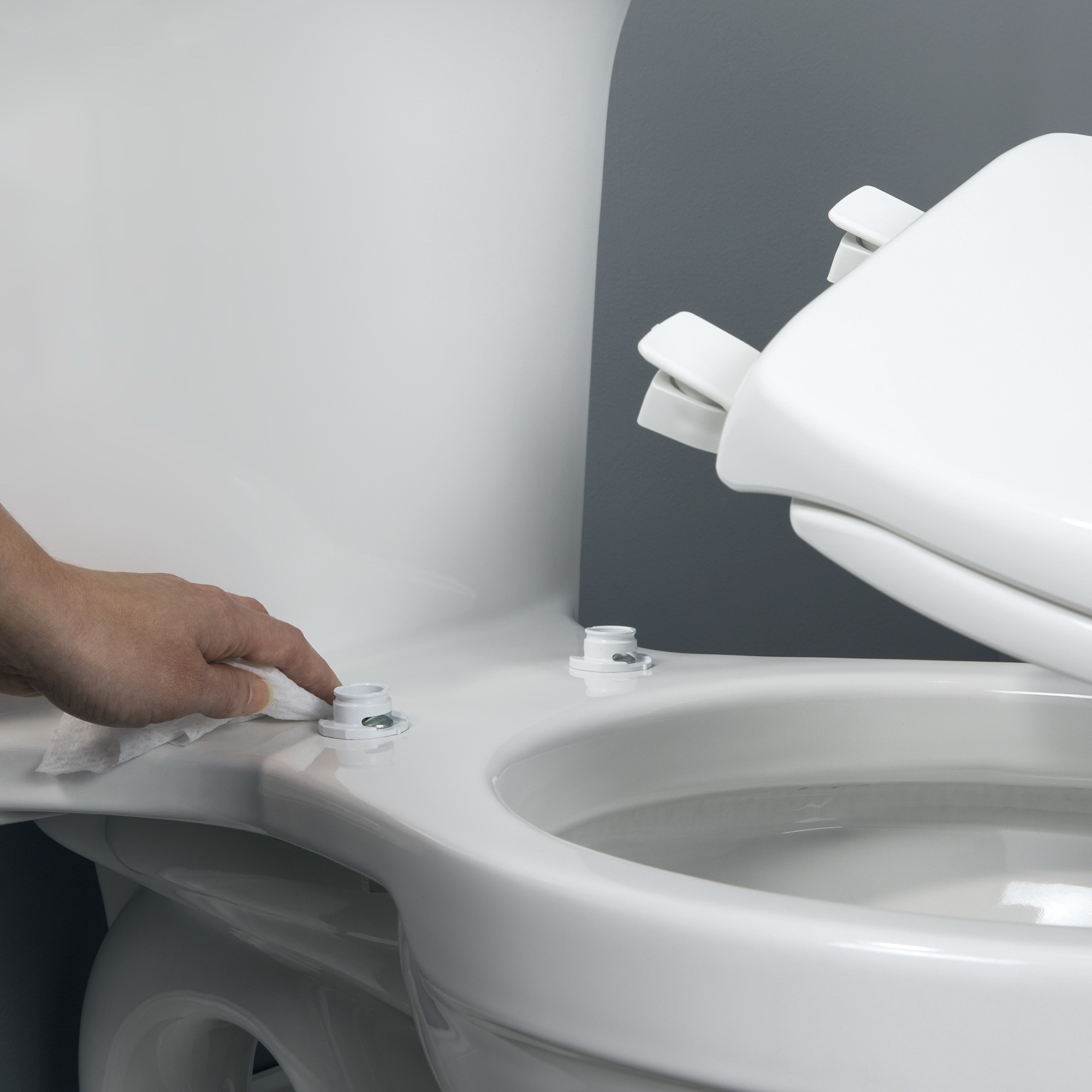 Mayfair 37SLOW 000 Toilet Seat, Round, Wood, White, Easy Clean and Change Hinge