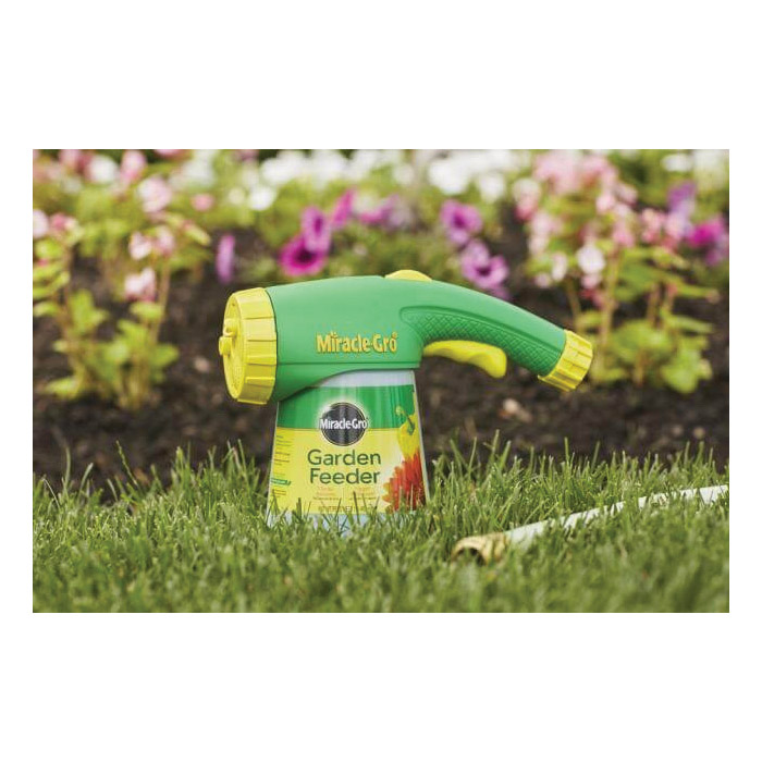 Miracle-Gro 1004101 Garden Feeder, Jet, Shower