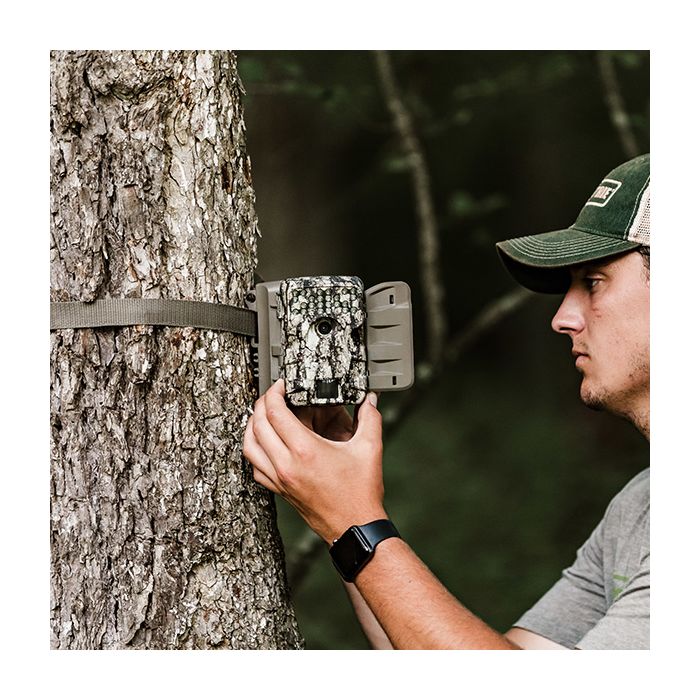 MOULTRIE MCG-14001 Trail Camera Bundle, 30 MP Resolution, Custom Segment Display, Illumi-Night Sensor, SD Card Storage - 3