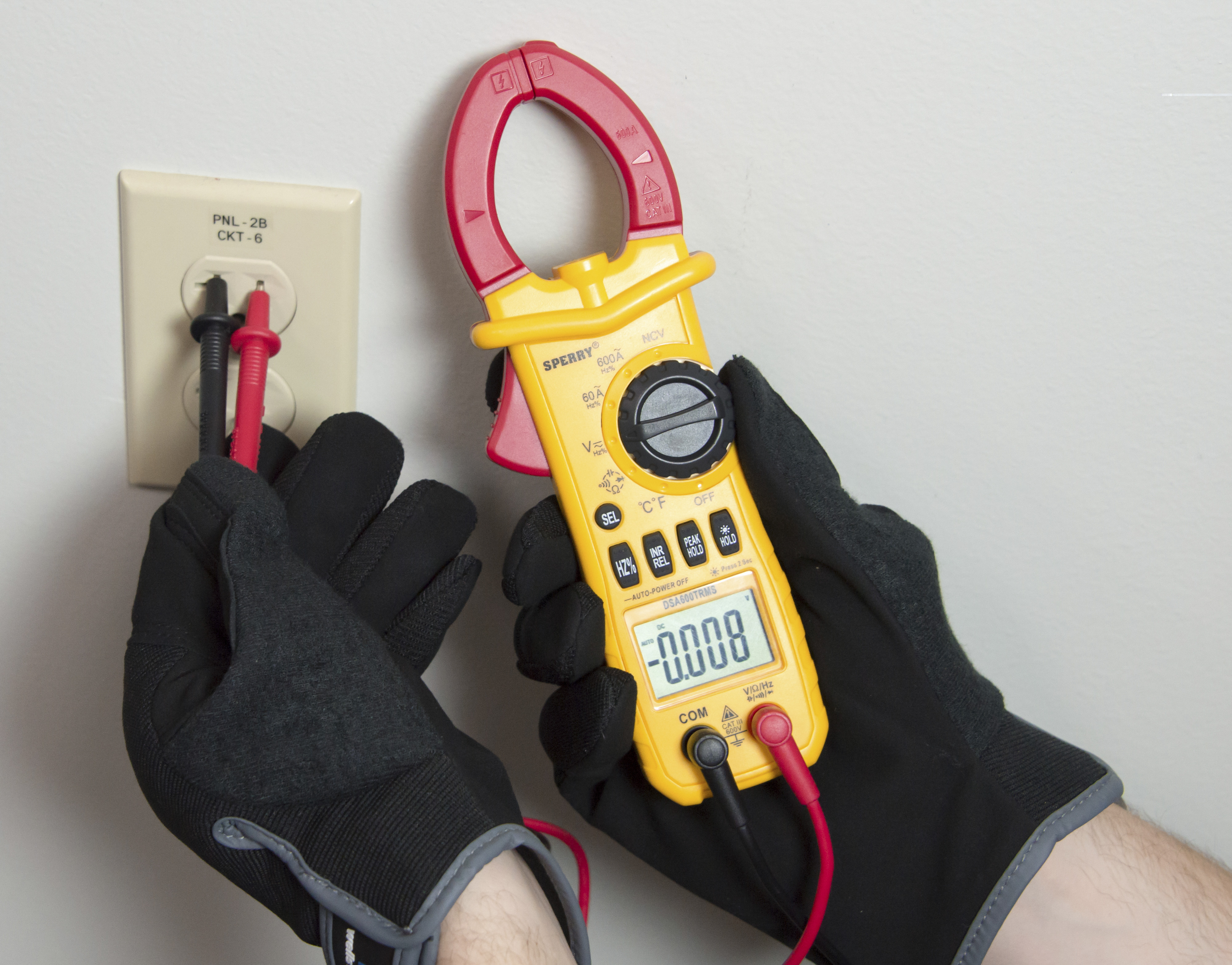 Sperry Instruments DSA600TRMSR Clamp Meter, 28, Backlit LCD Digital Display, Functions: 12, Yellow