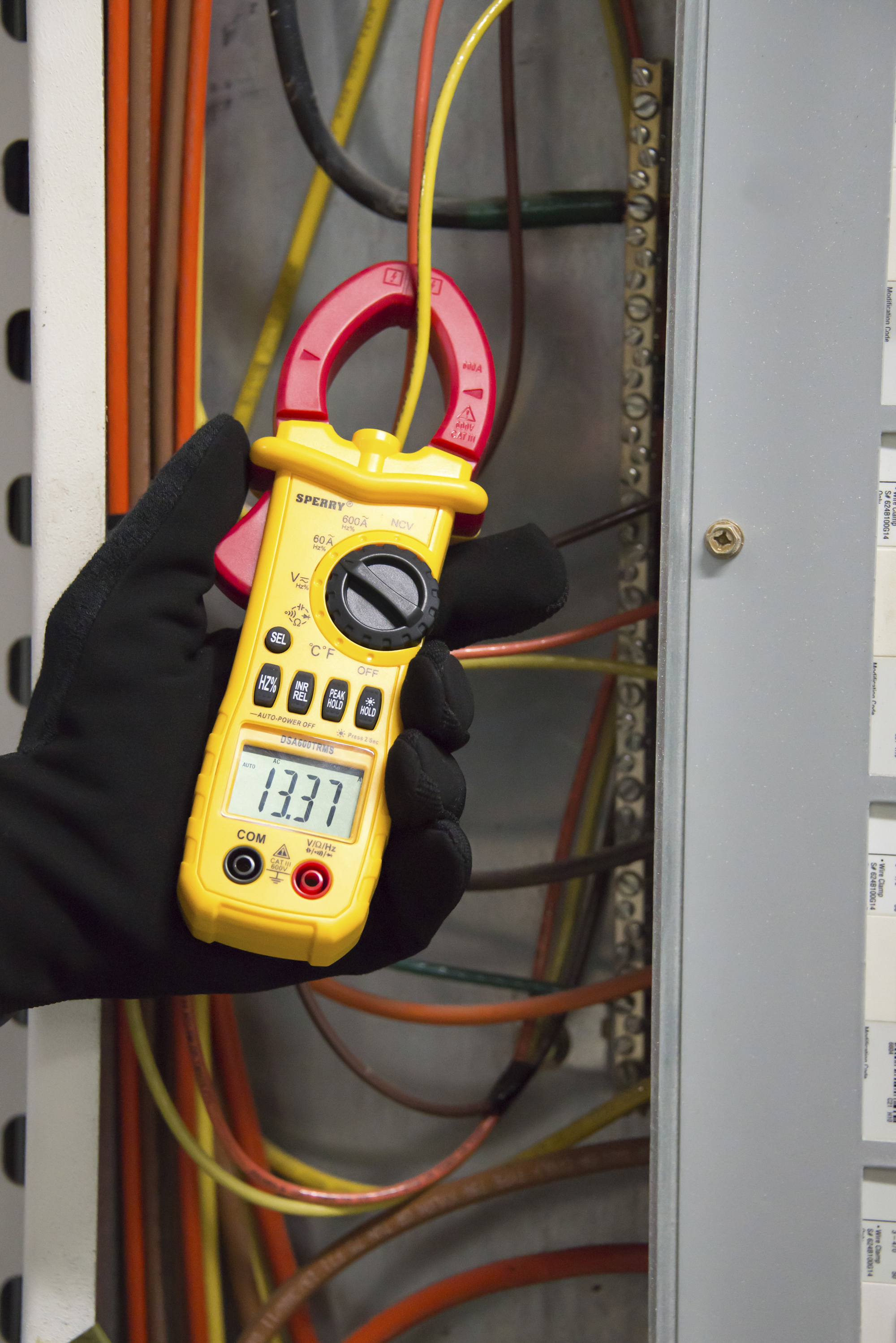 Sperry Instruments DSA600TRMSR Clamp Meter, 28, Backlit LCD Digital Display, Functions: 12, Yellow