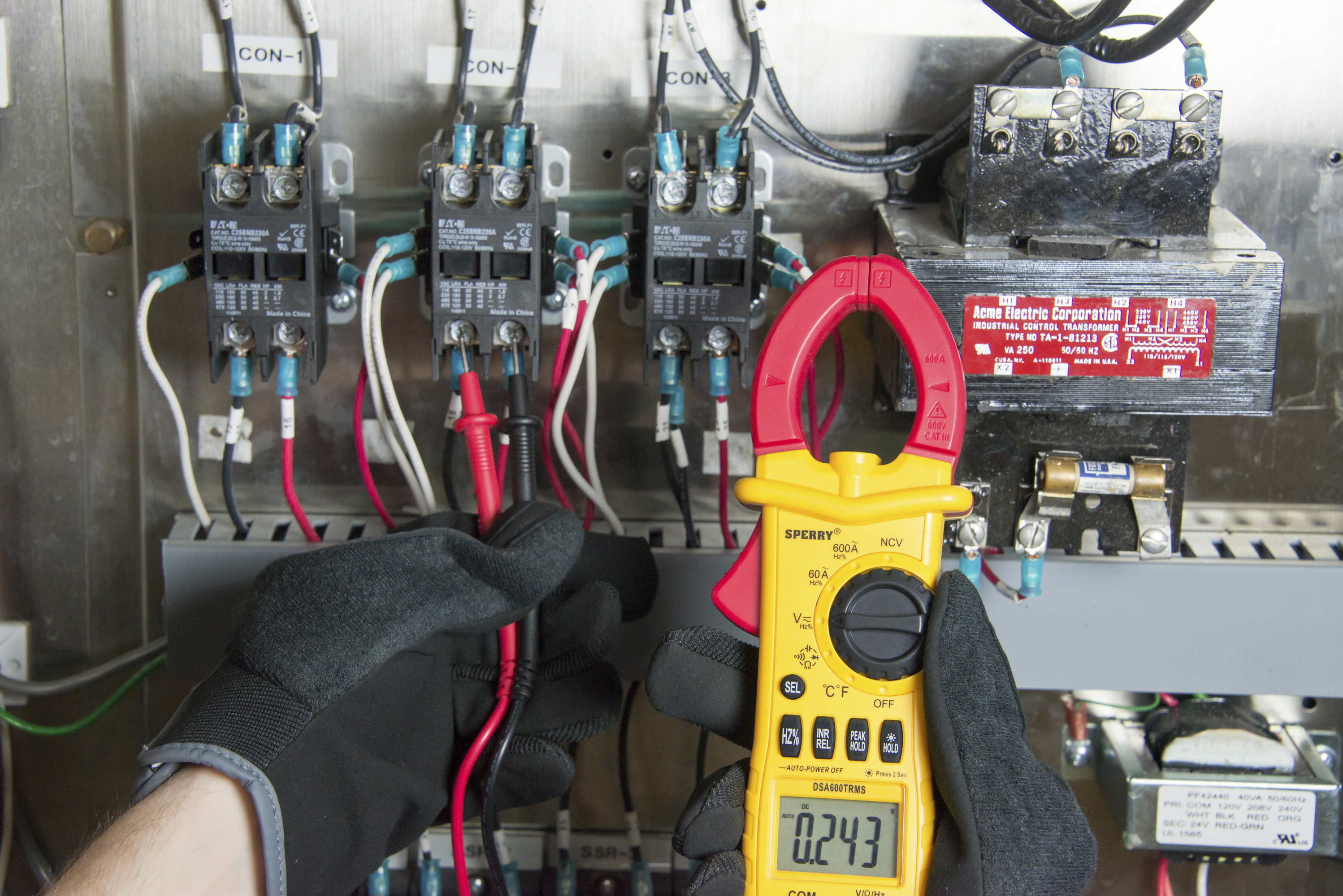 Sperry Instruments DSA600TRMSR Clamp Meter, 28, Backlit LCD Digital Display, Functions: 12, Yellow