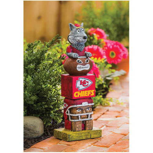 : Team Sports America Kansas City Chiefs, Sugar Skull Statue :  Patio, Lawn & Garden