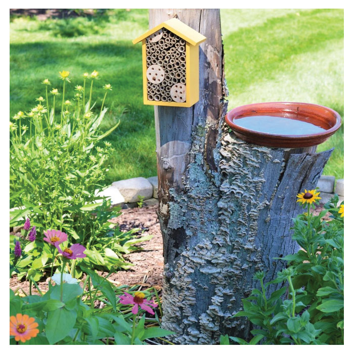 Nature's Way PWH1-AST Better Gardens Bee House, 6 in W, 8 in H, Cedar, Assorted - 2