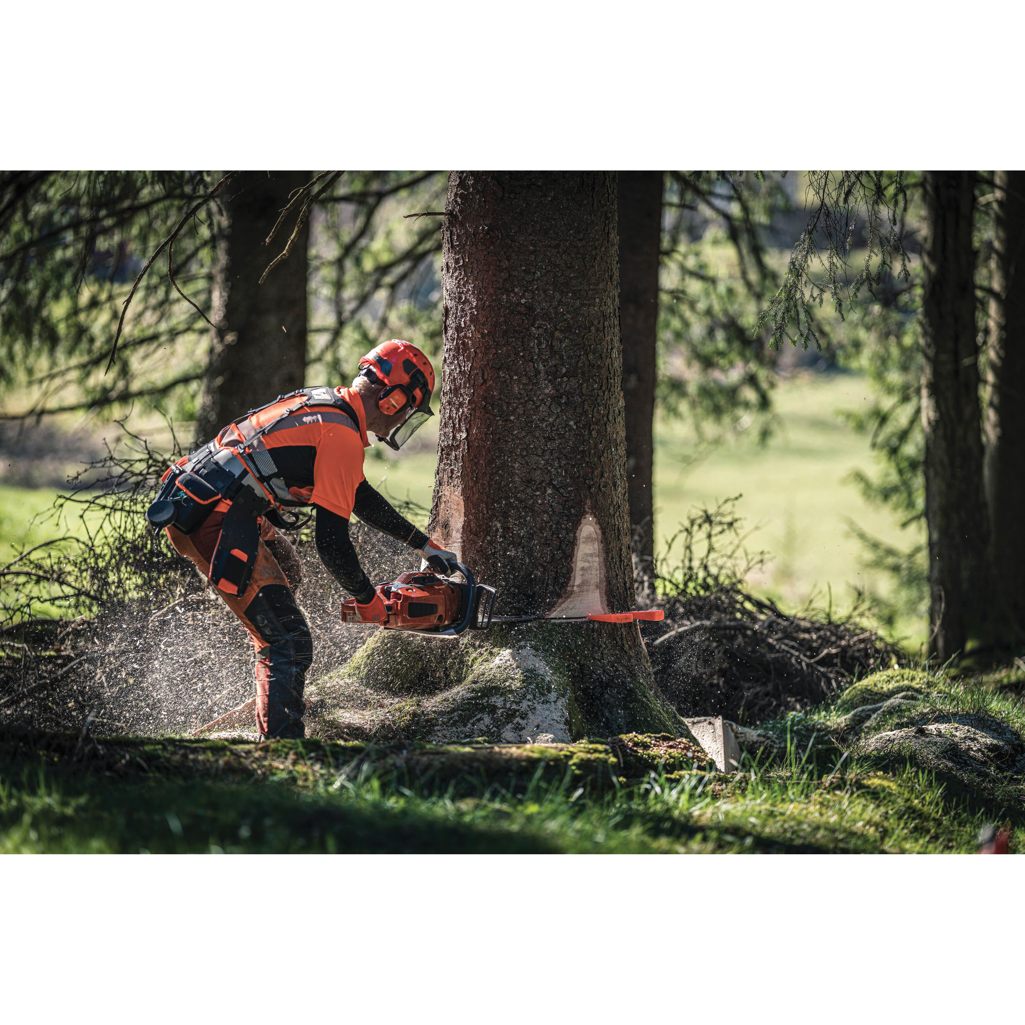 572 XP Gas Chainsaw, Husqvarna, 70.6 cc, 2-Cycle, 28 in L Bar/Chain - 5