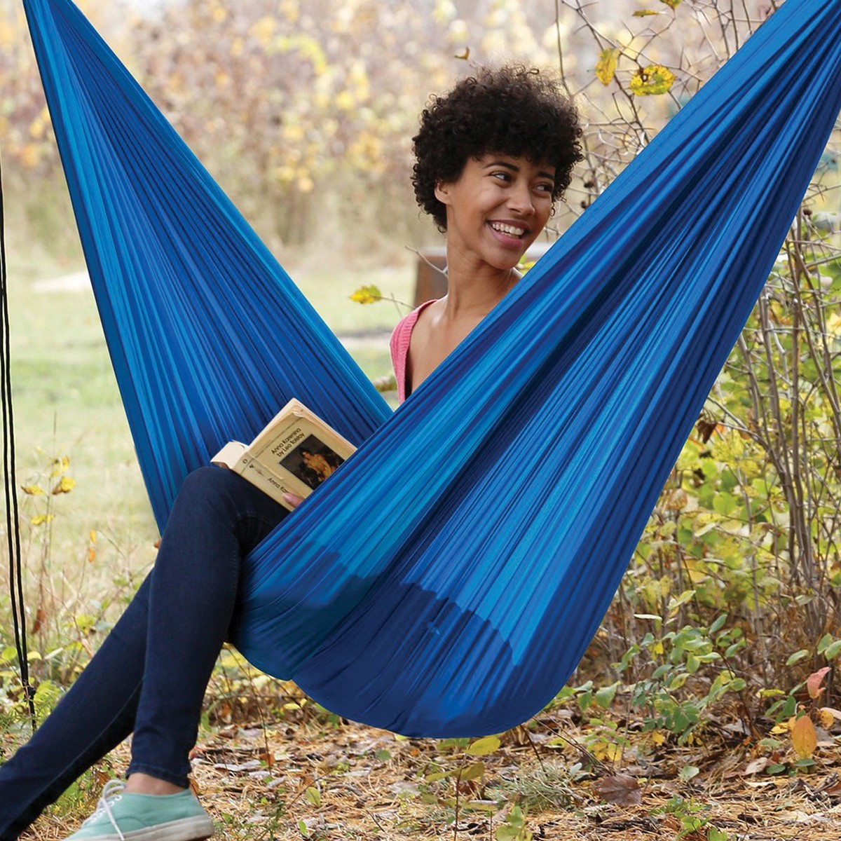Coghlan's 1750 Single Parachute Hammock, 10-1/2 ft L, 5 ft W, 330 lb, Nylon, Blue - 3