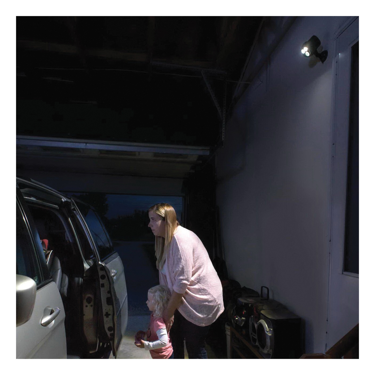 Mr Beams MB380-WHT-01-0 Wireless Spotlight, 5 W, 2-Lamp, LED Lamp, 400 Lumens Lumens, 5000 K Color Temp, White Fixture - 4