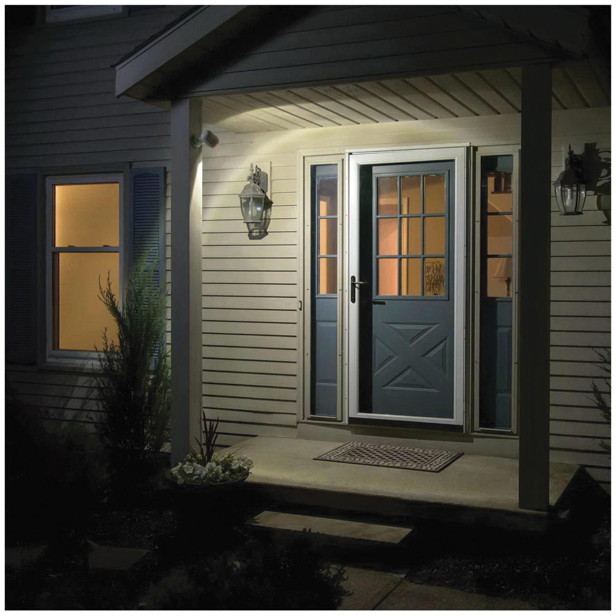 Mr Beams MB360XT-BRN-01-00 Wireless Motion Security Light, 6.5 in H x 3.5 in W x 4.42 in D Dimensions, 200 Lumens