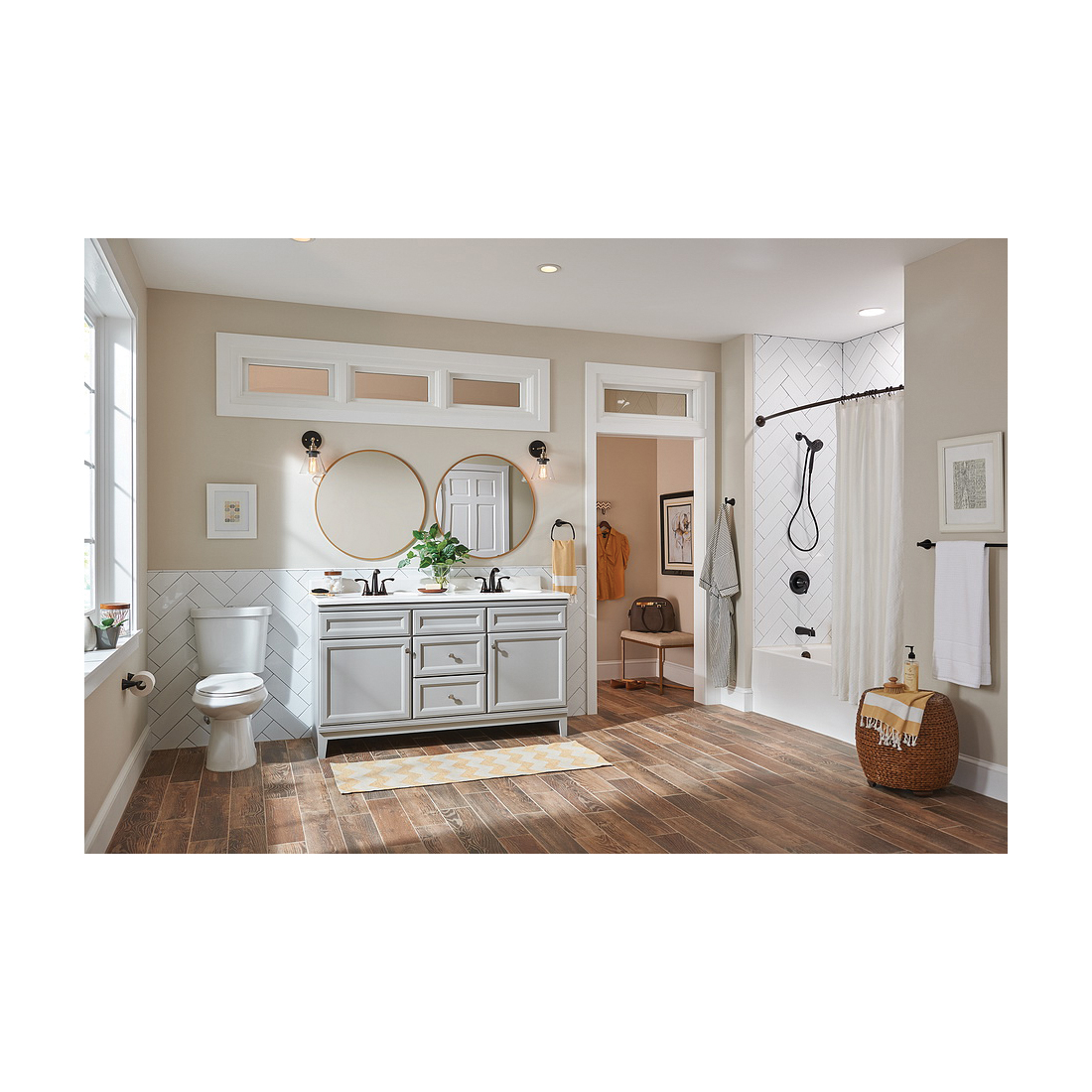 Tiffin Tub and Shower Faucet, Moen, Hand Shower Showerhead, 6 Spray Settings, 1-Handle, Chrome - 3