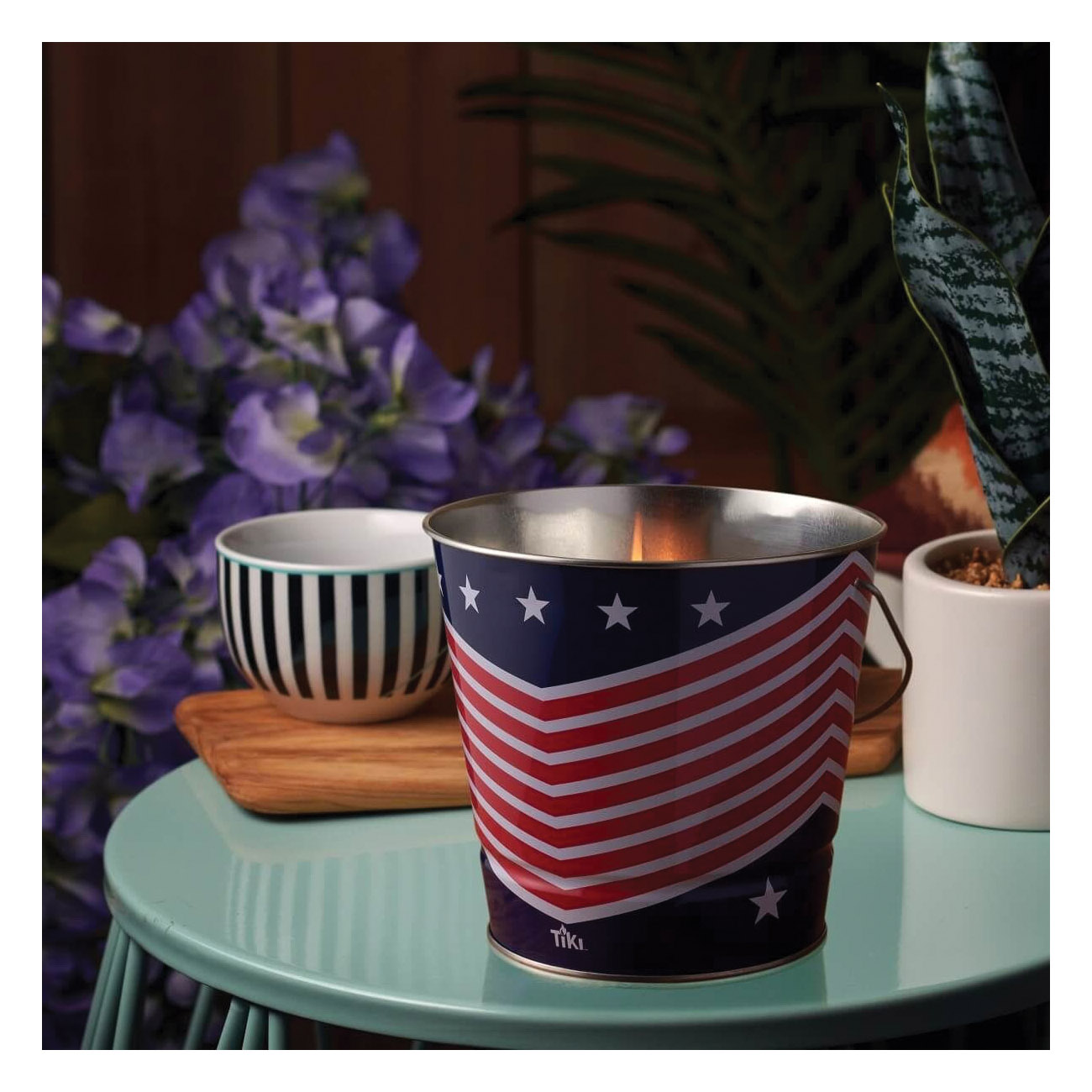 Tiki BiteFighter 1418104 Citronella Wax Bucket Candle, 35 hr Burn Time, 17 oz