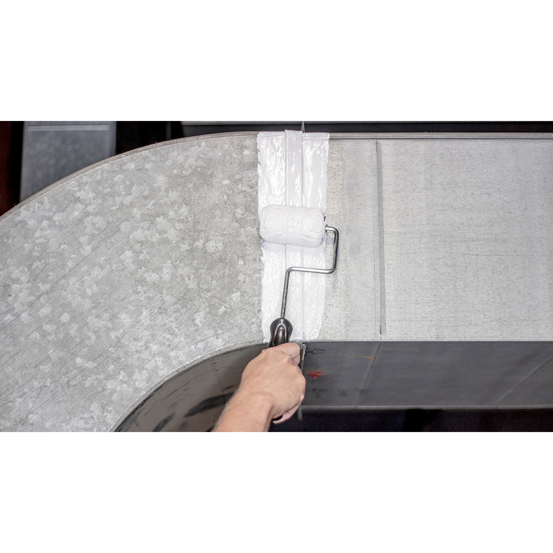 Gorilla 105340 Rubberized Coating, Waterproof, White, 32 oz