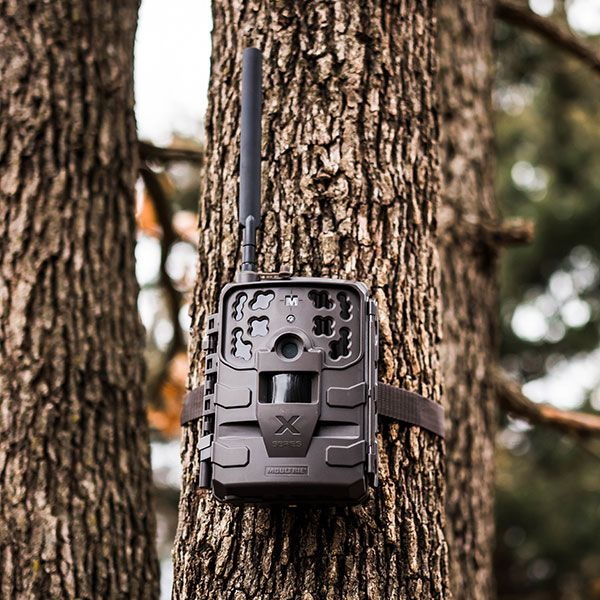 MOULTRIE Delta MCG-13476 Cellular Trail Camera, 32 MP Resolution, 80 ft Zoom, Illumi-Night 3 Sensor - 3