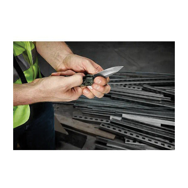 Milwaukee FASTBACK Series 48-22-1524 Folding Utility Knife, 2.95 in L Blade, 0.12 in W Blade, Stainless Steel Blade - 5