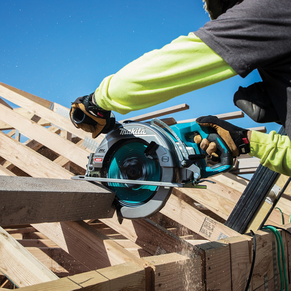Makita GSR02Z Cordless Circular Saw, Tool Only, 40 V, 10-1/4 in Dia Blade, 56 deg Bevel - 4