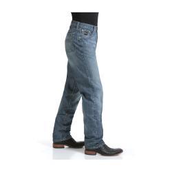 Cinch shops black label jeans on