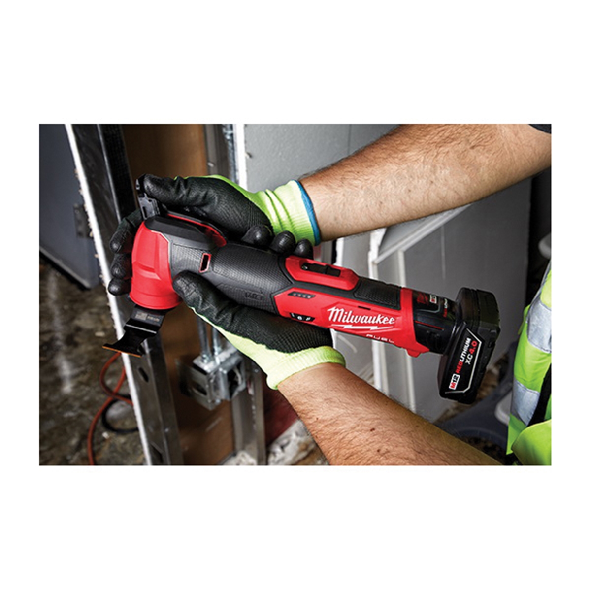 Milwaukee M12 FUEL 2526-21XC Oscillating Multi-Tool Kit, Battery Included, 12 VDC, 10,000 to 20,000 opm OPM - 3