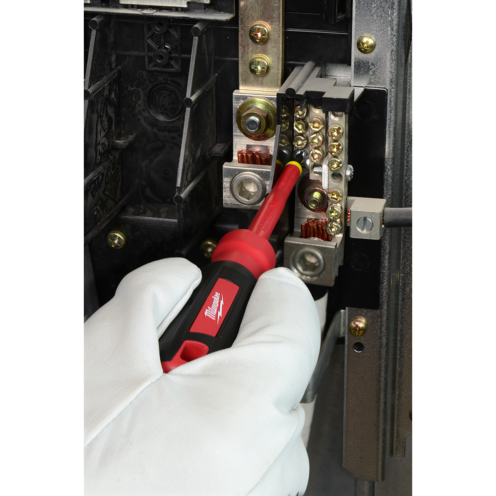 Screwdriver Set, Milwaukee, 4-Piece, Specifications: Steel Shank, Black, Red Ergonomic Plastic Handle - 4