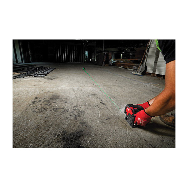 Milwaukee M12, REDLITHIUM 3622-20 Cross Line and Plumb Points Laser, 125 ft, +/-1/8 in Accuracy, 2 -Dot, 2 -Line