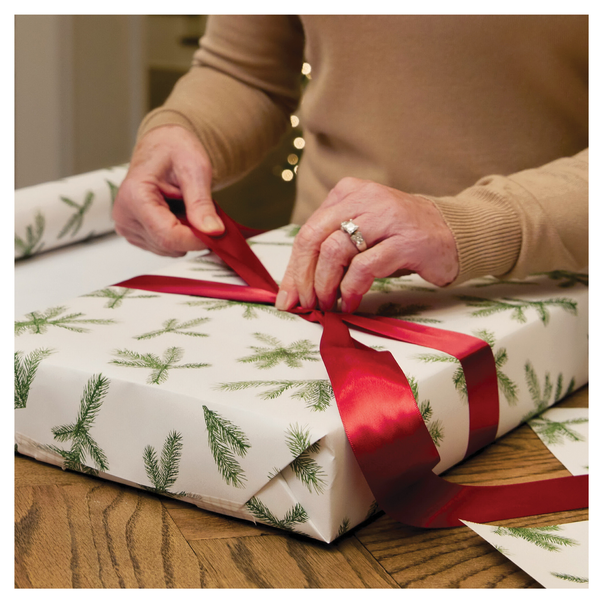 Thymes Frasier Fir Series TH03505216700 Fragranced Wrapping Paper - 4