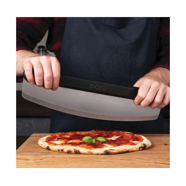 Ooni UU-P006700 Pizza Cutter Rocker Blade, Stainless Steel Blade, Dishwasher Safe: Yes - 4