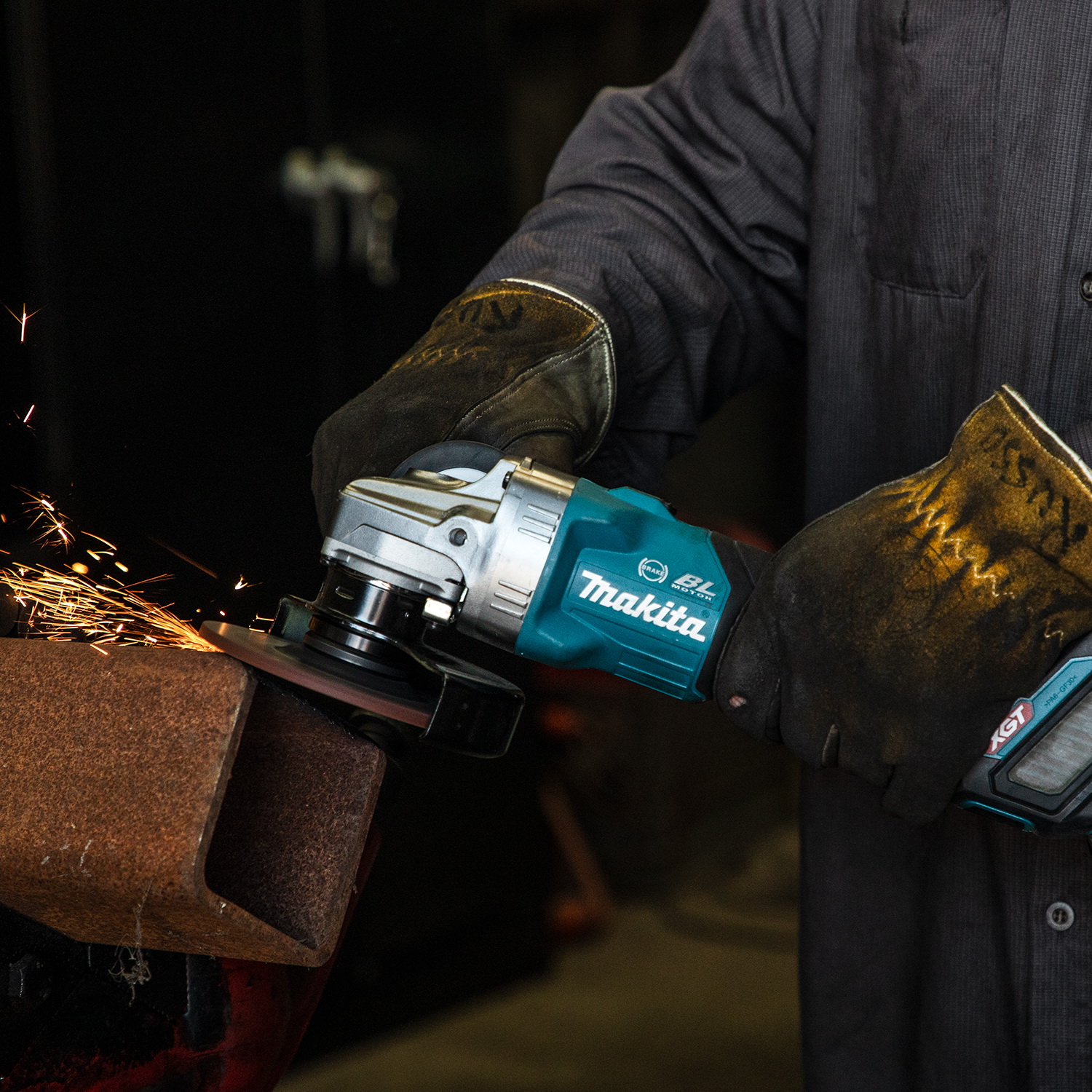 Angle Grinder with Electric Brake, Makita, Tool Only, 40 V, 5/8-11 Spindle, 5 in Dia Wheel, 8500 rpm Speed - 2