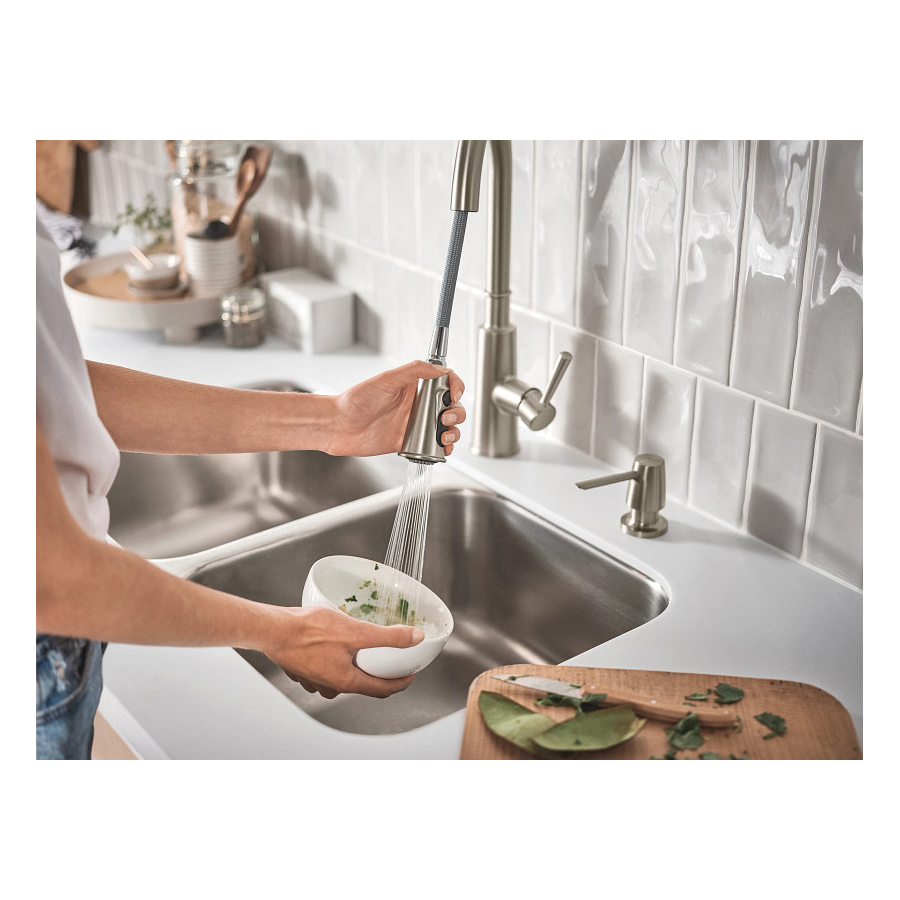 Moen Fenn 87163SRS Pull-Down Kitchen Faucet, 1.5 gpm, 1-Handle, 1, 2, 3, 4-Faucet Hole, Stainless Steel - 5