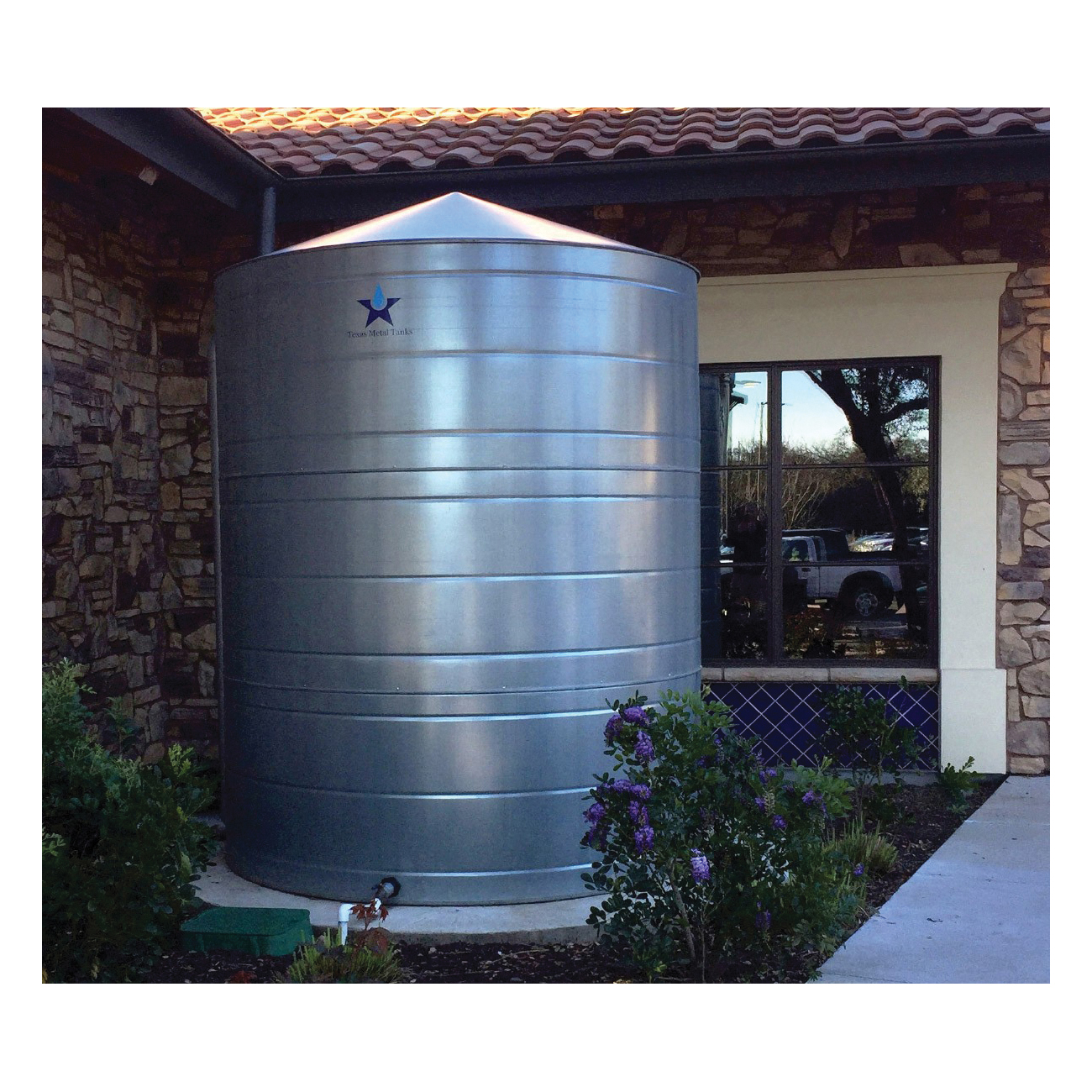 Texas Metal Tanks WT250G Rainwater Tank, 250 gal Tank, Steel - 4