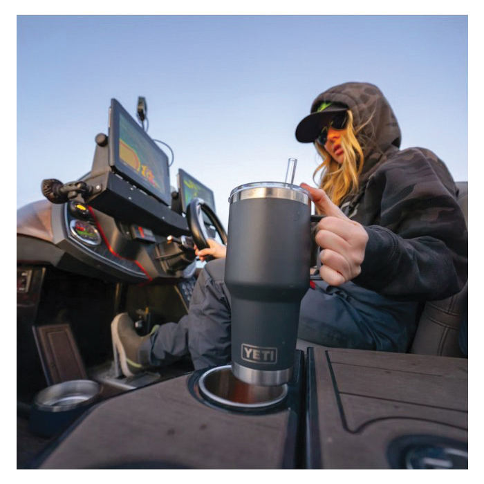 Yeti Rambler 35oz Mug with Straw Lid - White