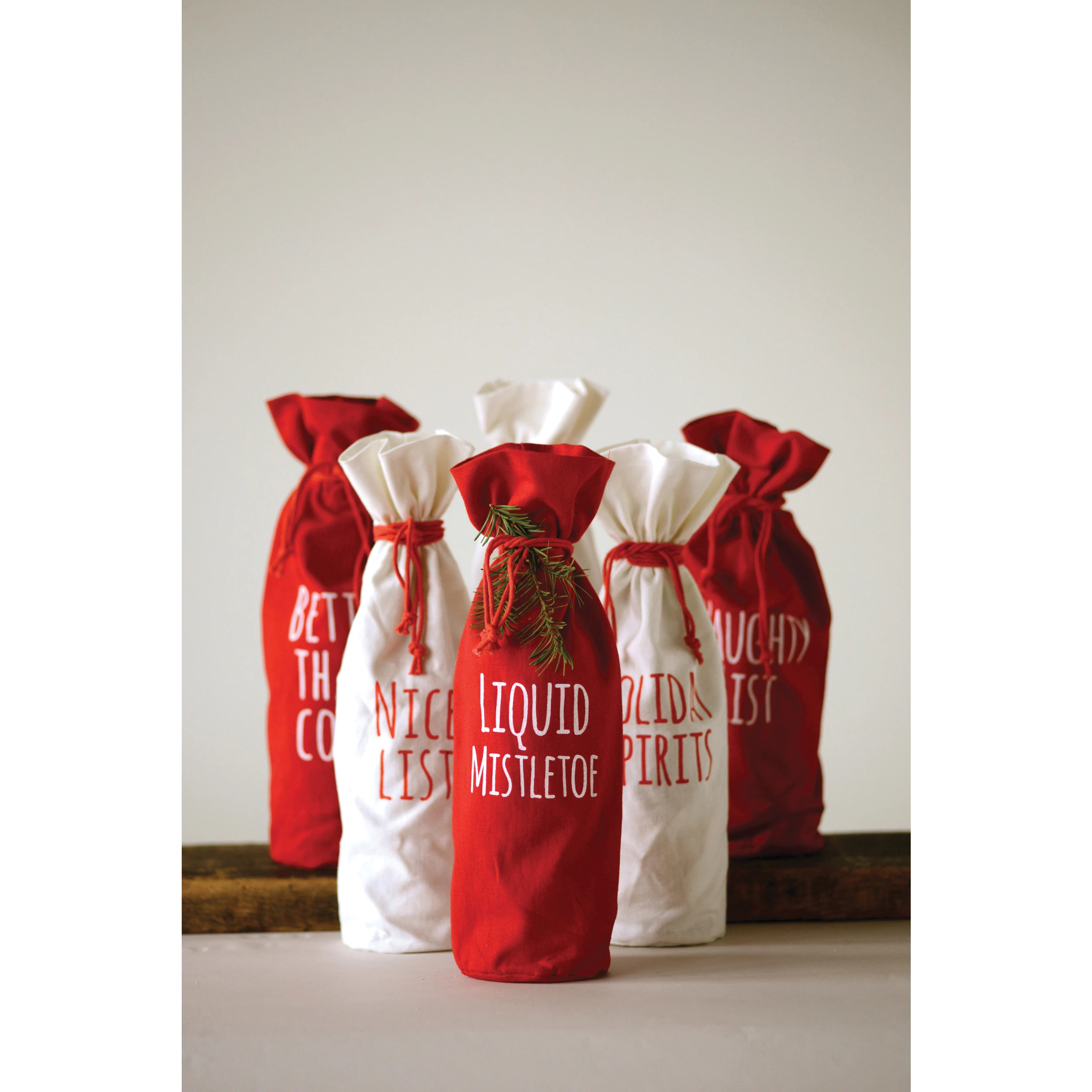 Creative Co-Op Christmas Market Series XM0332A Wine Bag, 13-1/2 in H, Fabric, Red/White - 2