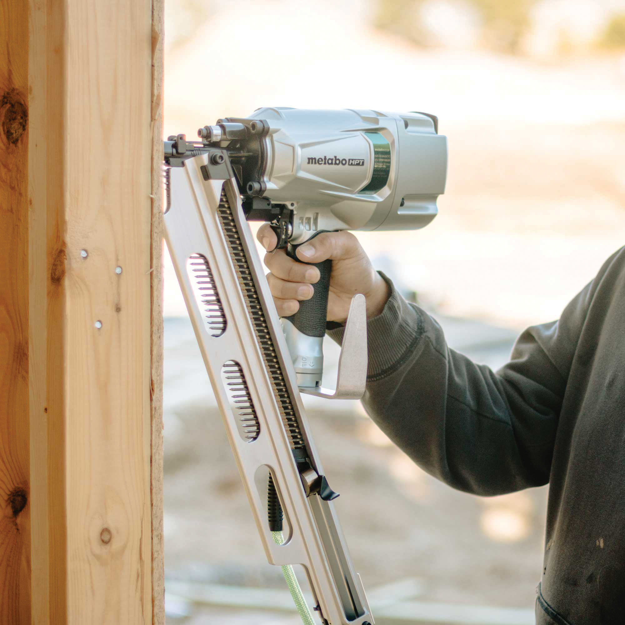 Metabo HPT NR83A5Y Framing Nailer with Magazine, 50 to 70 Magazine, 21 deg Collation, 2 to 3-1/4 in L Fastener - 3