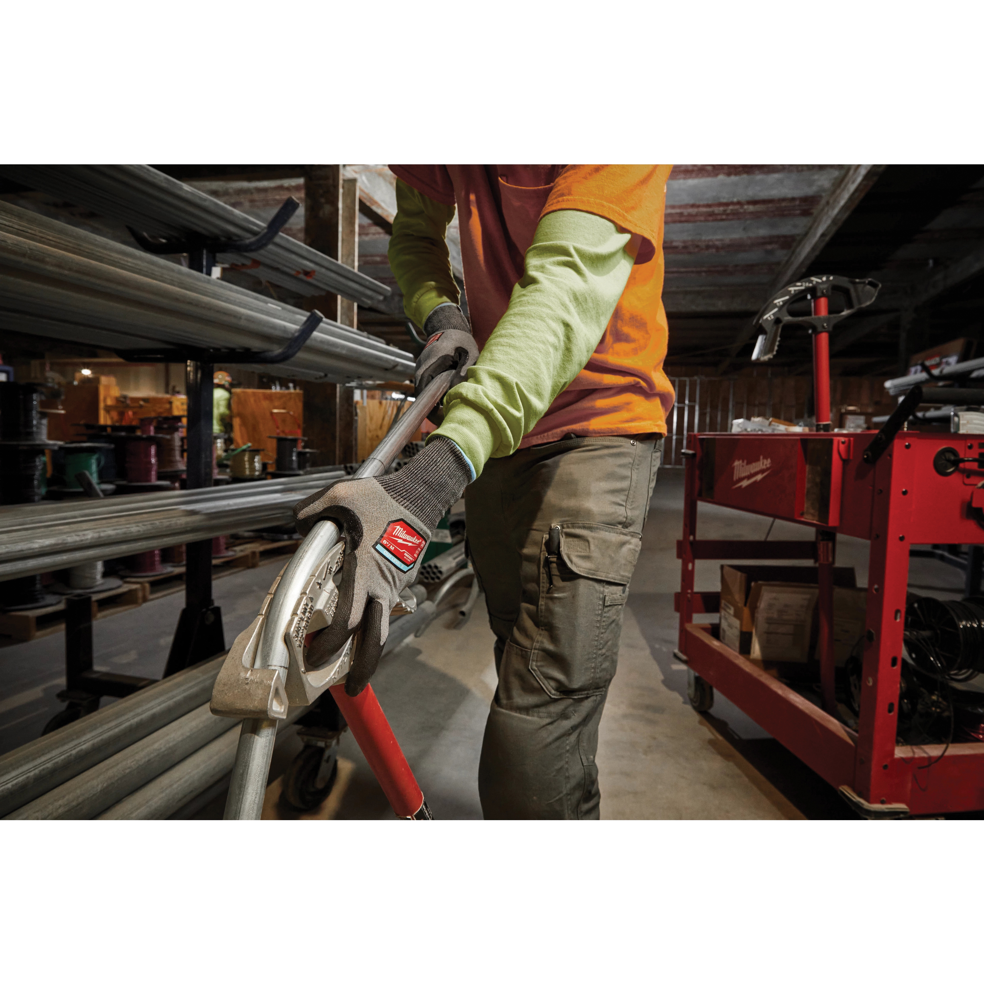 Milwaukee Cut Level 2 Series 48-73-8721 High-Dexterity Dipped Gloves, Unise, M, 11.23 in L, Reinforced Thumb, Gray - 4